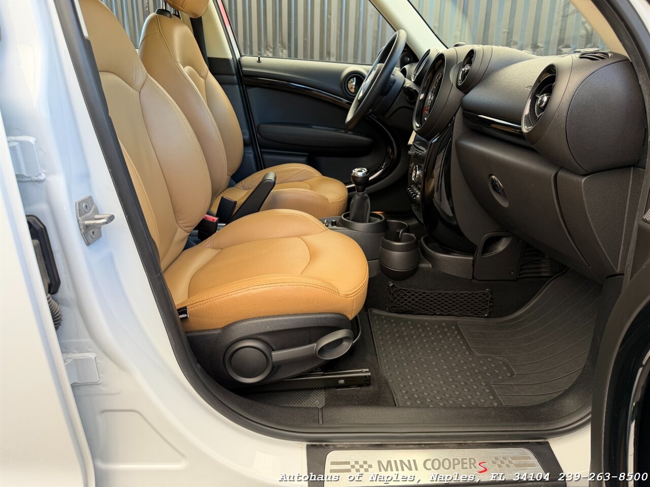 2016 MINI Countryman Cooper S   - Photo 21 - Naples, FL 34104