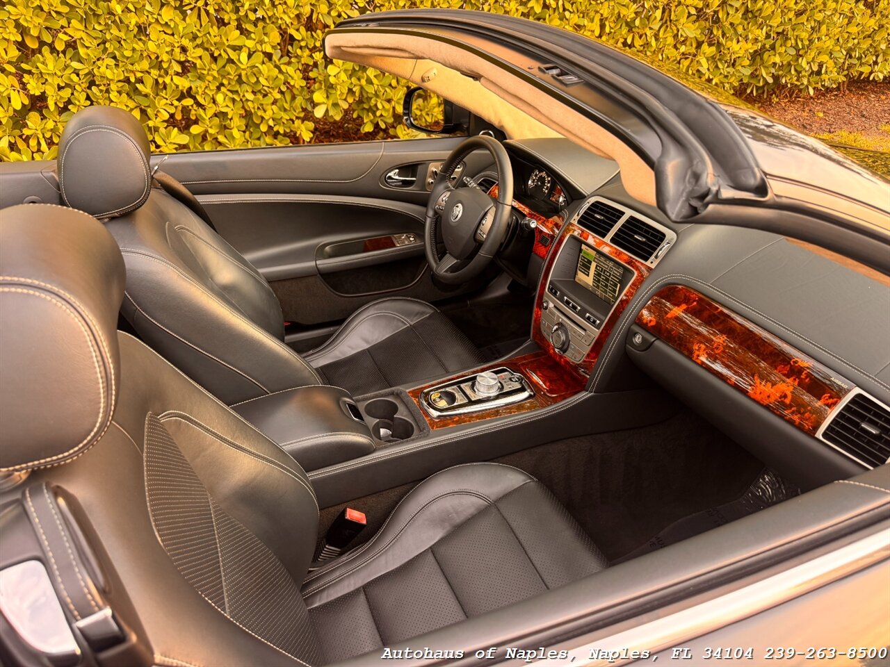 2011 Jaguar XK - Photo 10 - Naples, FL 34104