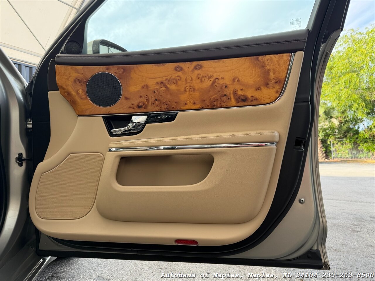 2011 Jaguar XJ - Photo 27 - Naples, FL 34104