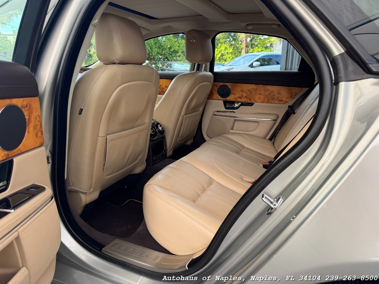 2011 Jaguar XJ - Photo 19 - Naples, FL 34104