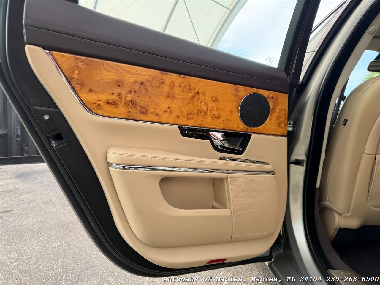 2011 Jaguar XJ - Photo 21 - Naples, FL 34104