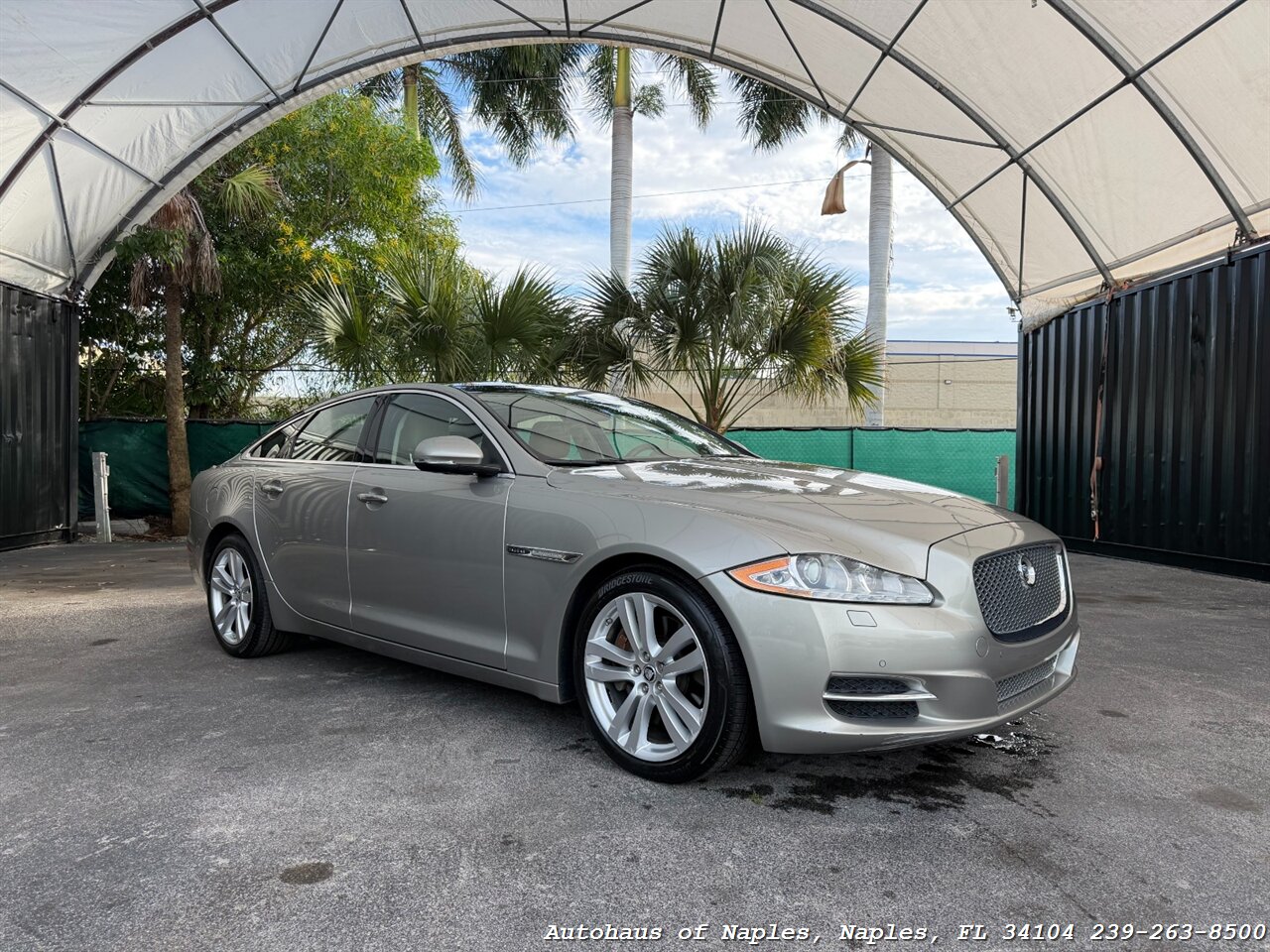 2011 Jaguar XJ   - Photo 1 - Naples, FL 34104