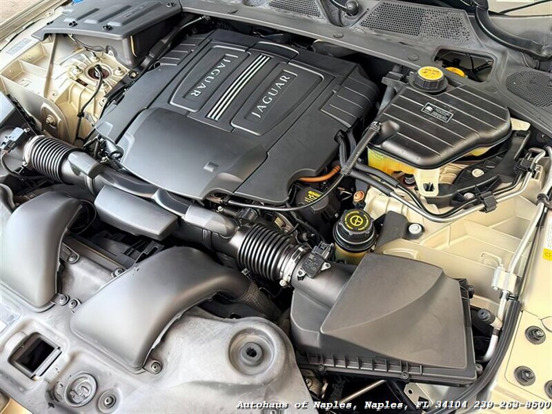 2011 Jaguar XJ - Photo 31 - Naples, FL 34104