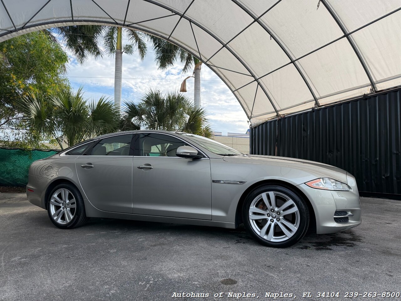 2011 Jaguar XJ - Photo 2 - Naples, FL 34104