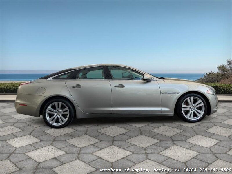 2011 Jaguar XJ - Photo 9 - Naples, FL 34104