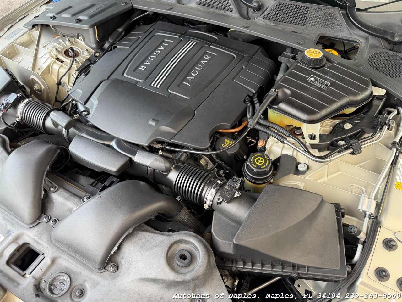 2011 Jaguar XJ - Photo 31 - Naples, FL 34104