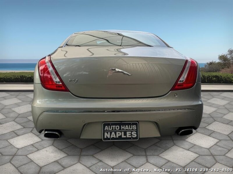 2011 Jaguar XJ - Photo 7 - Naples, FL 34104