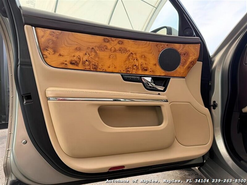 2011 Jaguar XJ - Photo 18 - Naples, FL 34104