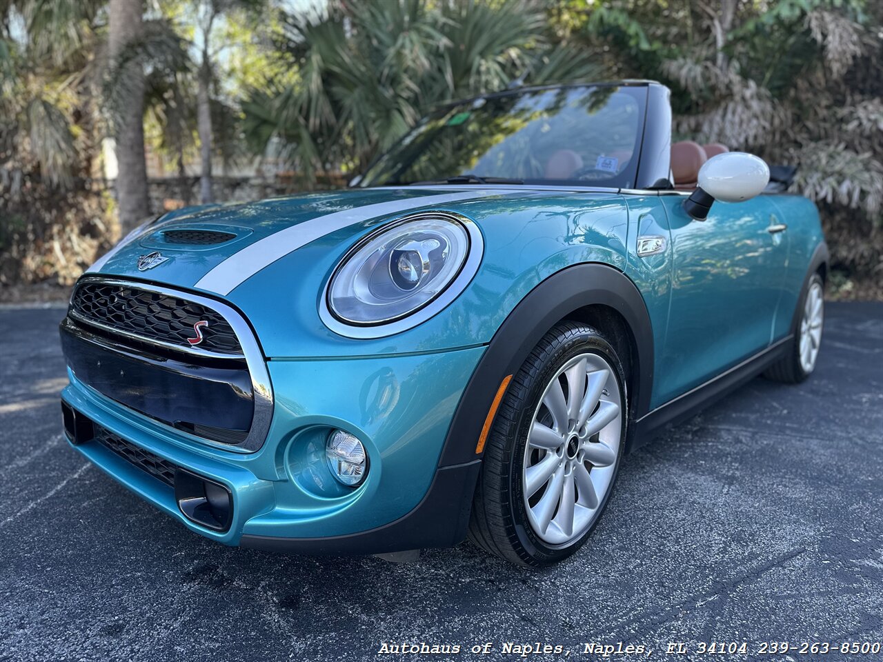 2017 MINI Convertible Cooper S   - Photo 5 - Naples, FL 34104