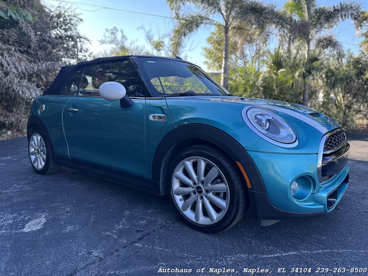 2017 MINI Convertible Cooper S   - Photo 2 - Naples, FL 34104