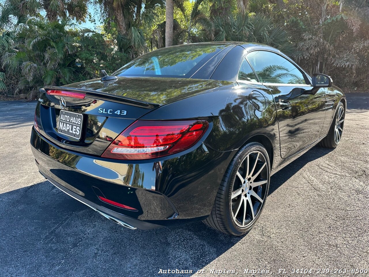 2018 Mercedes-Benz SLC AMG 43   - Photo 12 - Naples, FL 34104