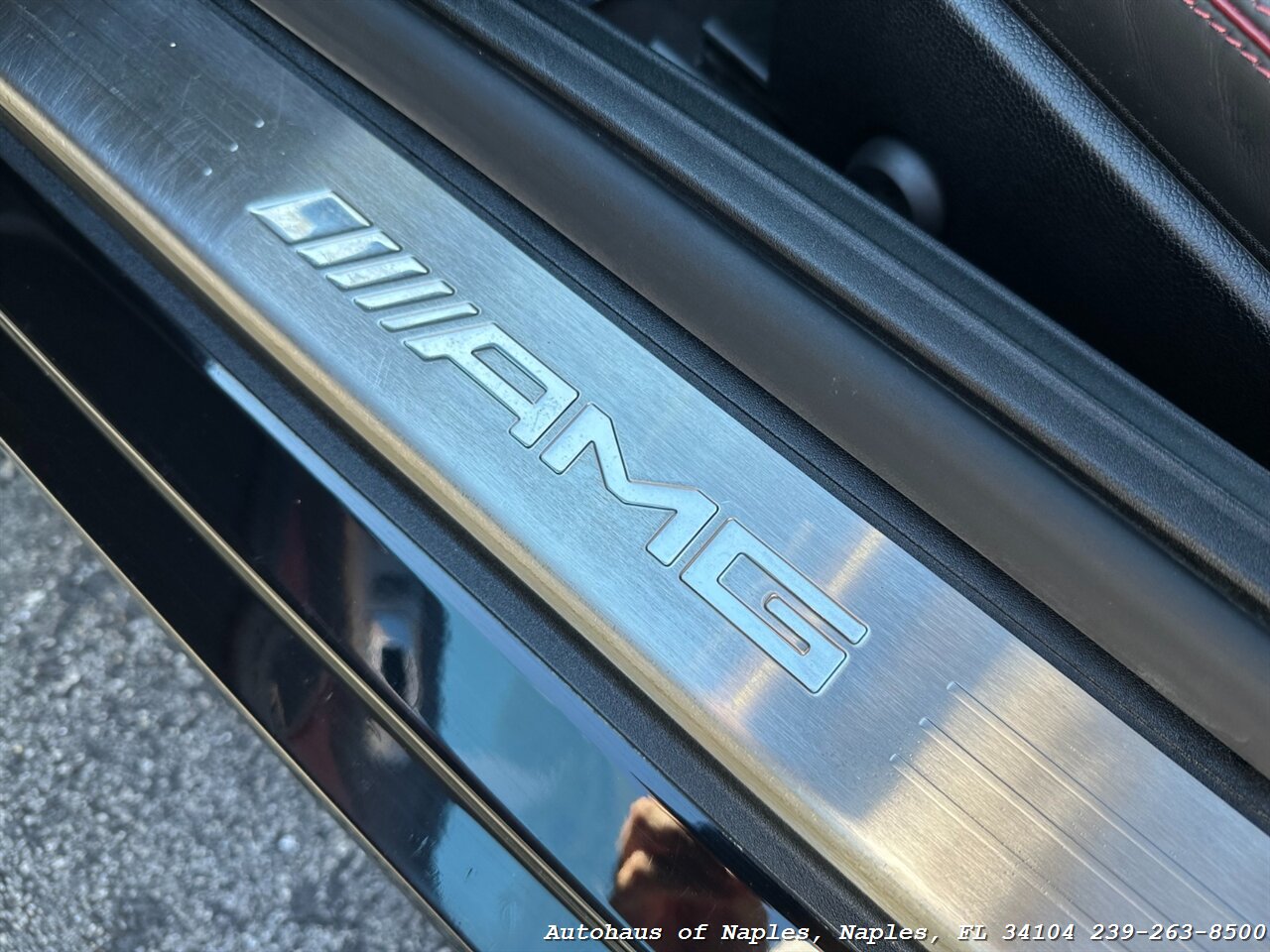 2018 Mercedes-Benz SLC AMG 43   - Photo 32 - Naples, FL 34104