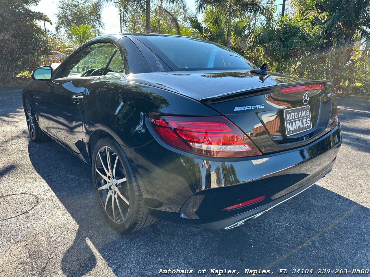 2018 Mercedes-Benz SLC AMG 43   - Photo 10 - Naples, FL 34104