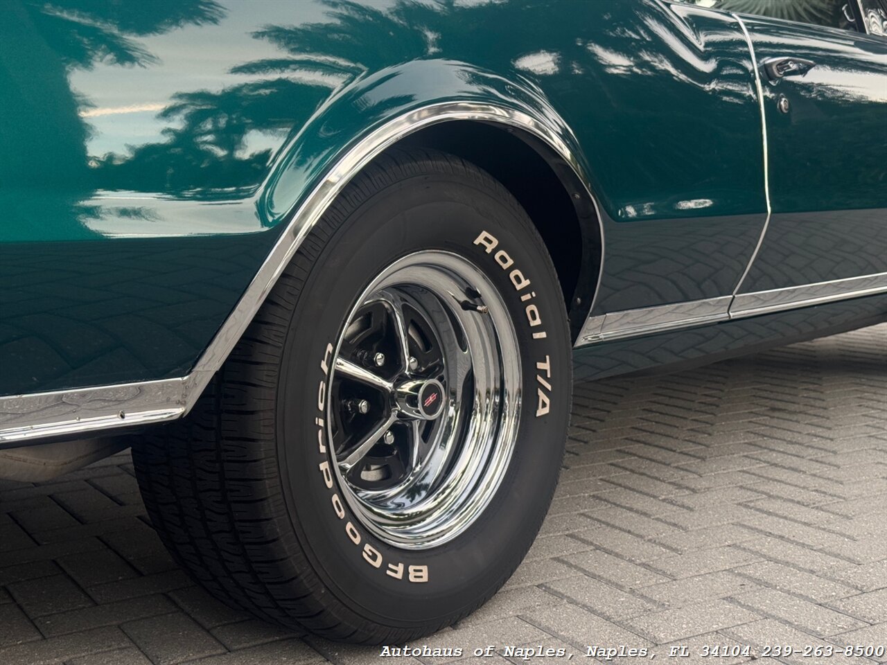 1967 Oldsmobile Cutlass Supreme   - Photo 16 - Naples, FL 34104