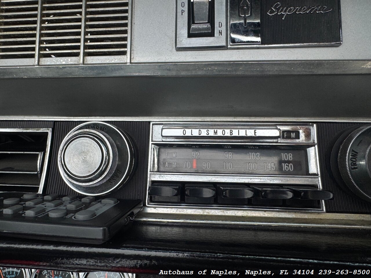1967 Oldsmobile Cutlass Supreme   - Photo 32 - Naples, FL 34104