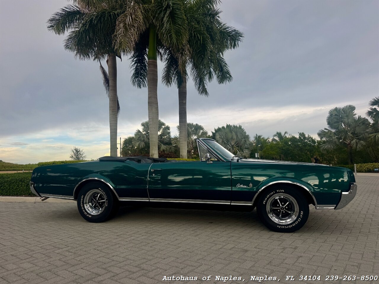 1967 Oldsmobile Cutlass Supreme   - Photo 10 - Naples, FL 34104