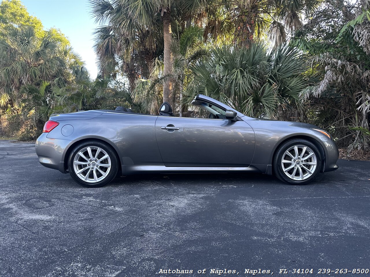 2013 INFINITI G37 Convertible   - Photo 19 - Naples, FL 34104