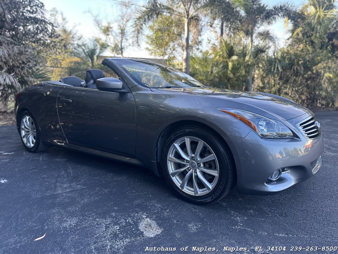 2013 INFINITI G37 Convertible   - Photo 3 - Naples, FL 34104