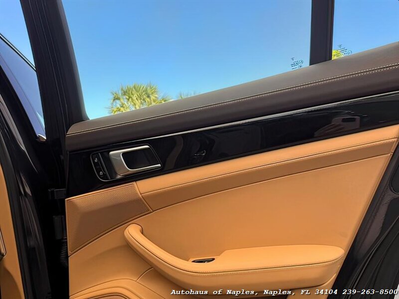 2020 Porsche Panamera   - Photo 20 - Naples, FL 34104