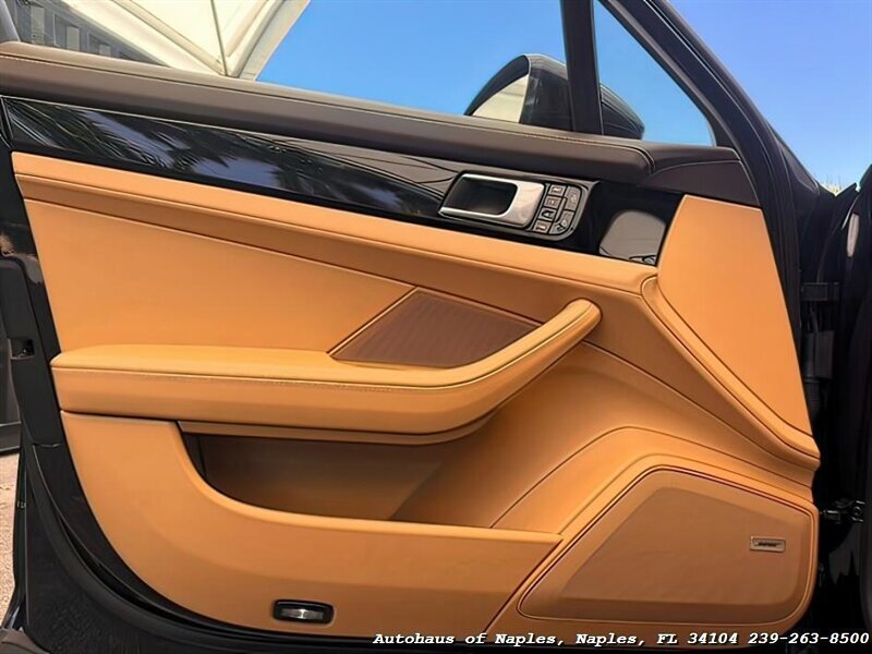 2020 Porsche Panamera   - Photo 56 - Naples, FL 34104