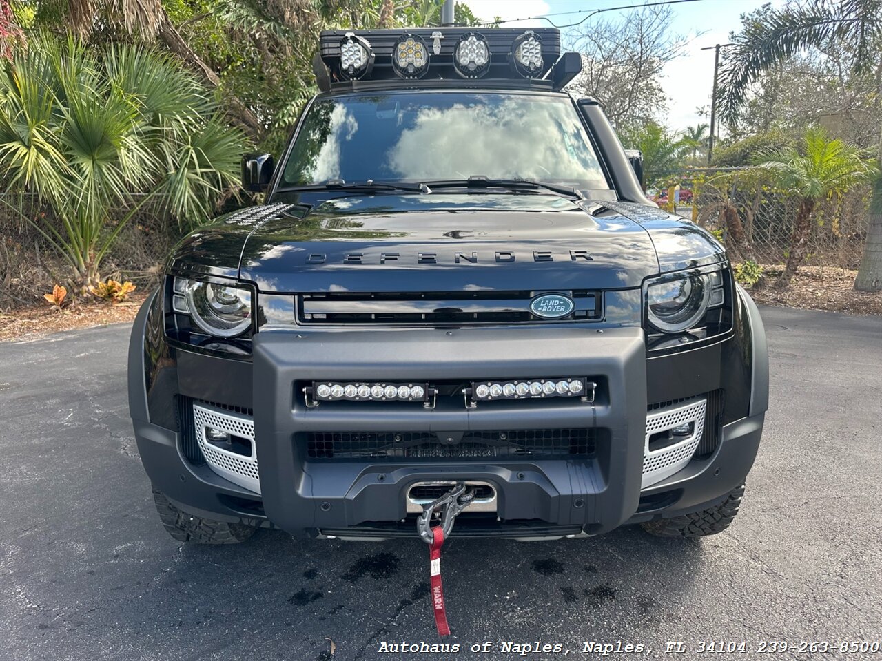 2023 Land Rover Defender 110 S   - Photo 3 - Naples, FL 34104