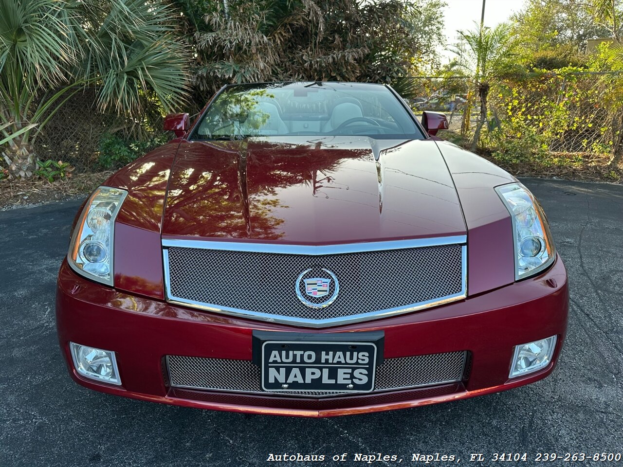 2006 Cadillac XLR-V   - Photo 12 - Naples, FL 34104