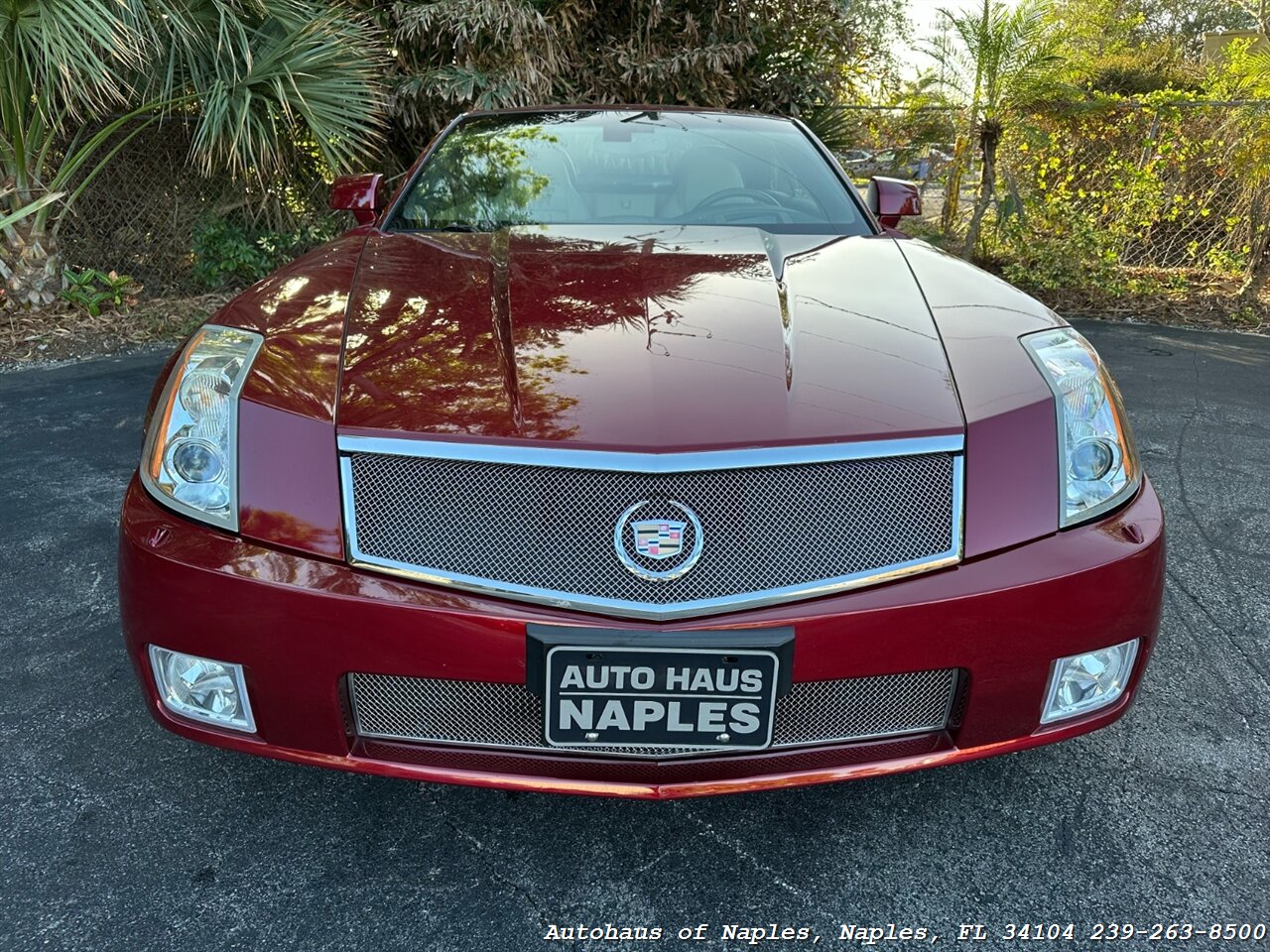 2006 Cadillac XLR-V   - Photo 3 - Naples, FL 34104