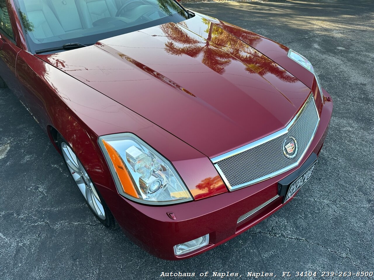 2006 Cadillac XLR-V   - Photo 6 - Naples, FL 34104