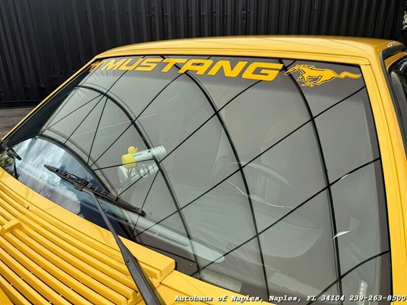 1993 Ford Mustang GT   - Photo 18 - Naples, FL 34104