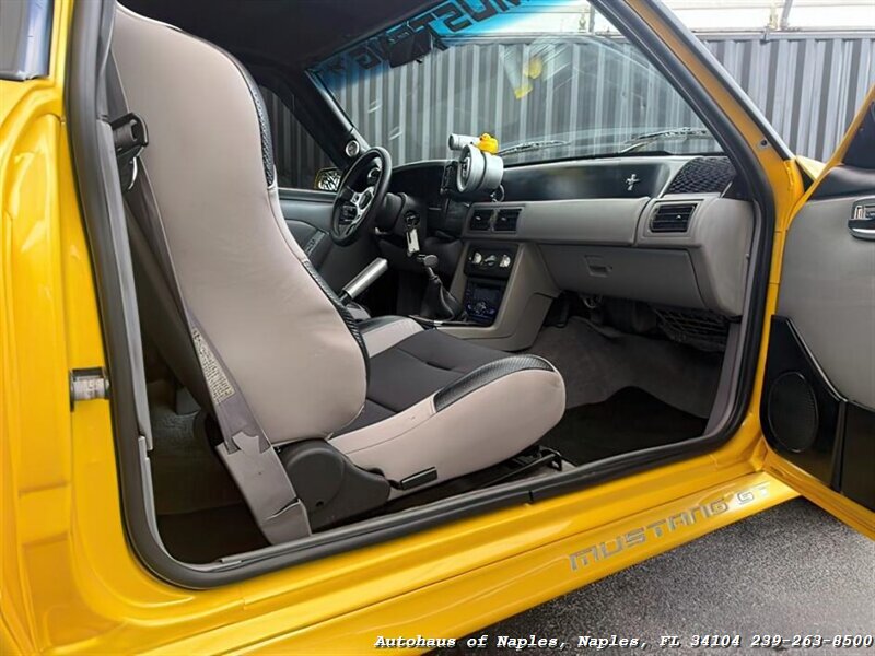 1993 Ford Mustang GT   - Photo 25 - Naples, FL 34104