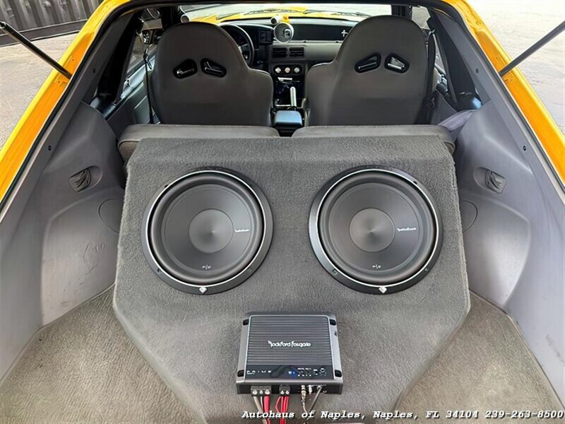 1993 Ford Mustang GT   - Photo 31 - Naples, FL 34104