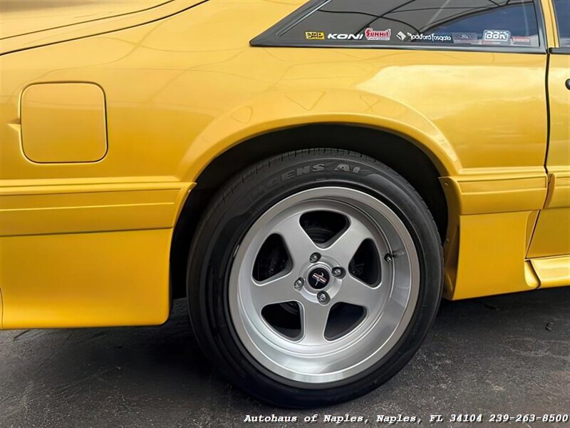 1993 Ford Mustang GT   - Photo 11 - Naples, FL 34104