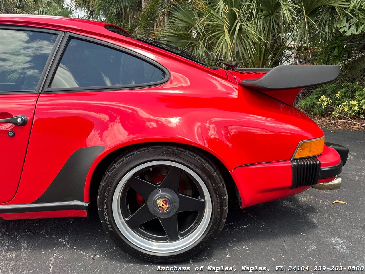 1981 Porsche 911 Carrera Coupe   - Photo 9 - Naples, FL 34104