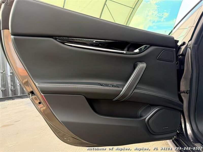 2015 Maserati Quattroporte GTS - Photo 25 - Naples, FL 34104