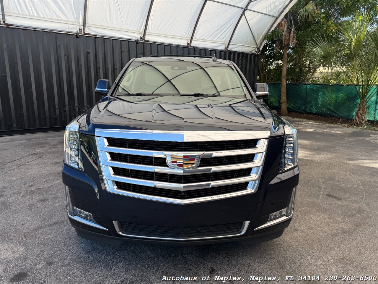 2017 Cadillac Escalade Luxury   - Photo 3 - Naples, FL 34104