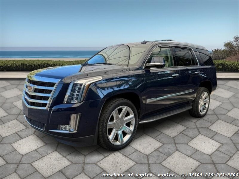 2017 Cadillac Escalade Luxury   - Photo 4 - Naples, FL 34104