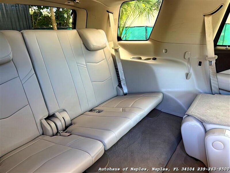 2017 Cadillac Escalade Luxury   - Photo 25 - Naples, FL 34104