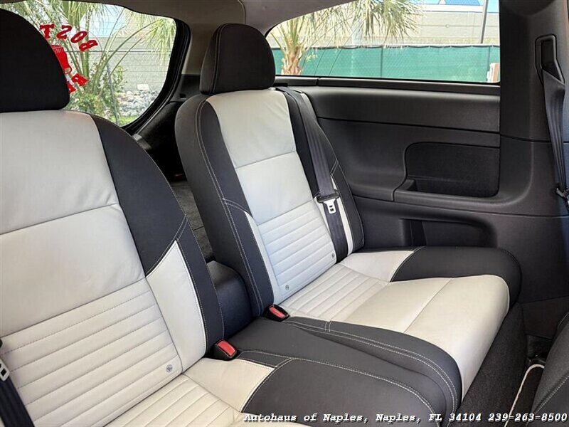 2008 Volvo C30 T5 Version 1.0 - Photo 27 - Naples, FL 34104