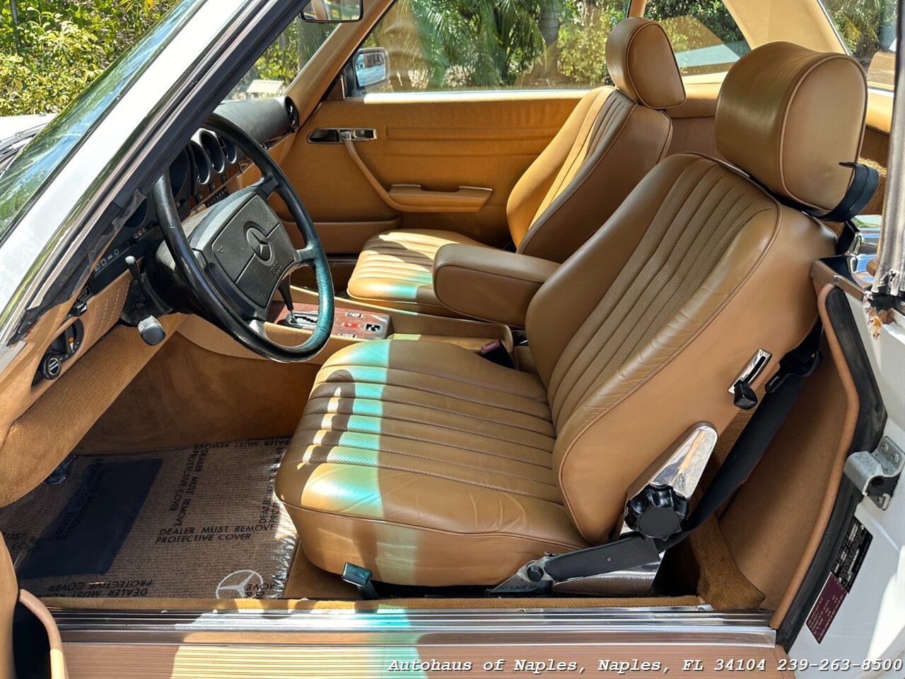 1989 Mercedes-Benz 560-Class 560 SL   - Photo 35 - Naples, FL 34104