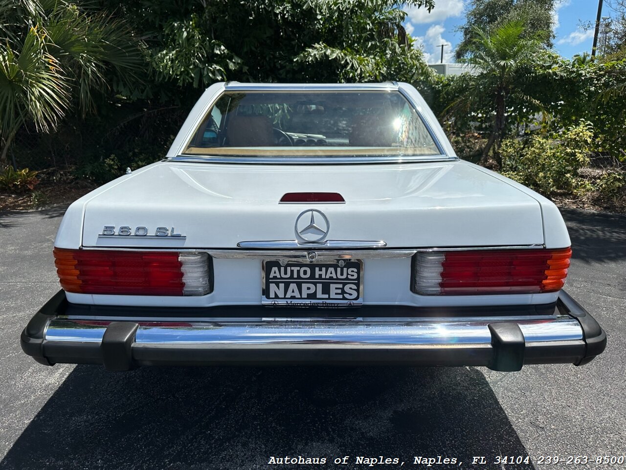 1989 Mercedes-Benz 560-Class 560 SL   - Photo 17 - Naples, FL 34104