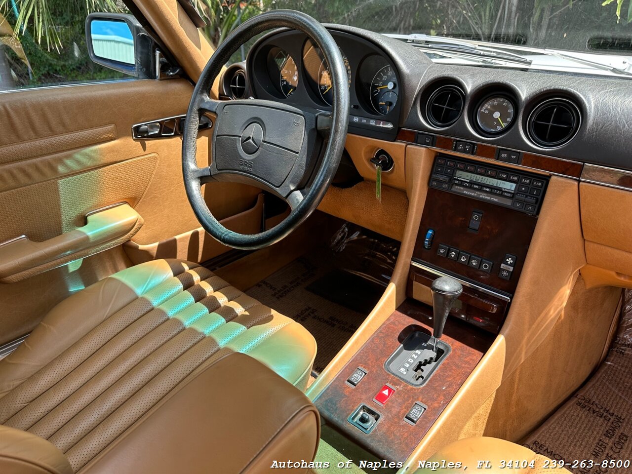 1989 Mercedes-Benz 560-Class 560 SL   - Photo 45 - Naples, FL 34104