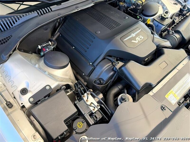 2005 Ford Thunderbird Deluxe   - Photo 39 - Naples, FL 34104