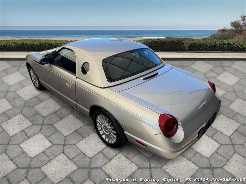 2005 Ford Thunderbird Deluxe   - Photo 23 - Naples, FL 34104