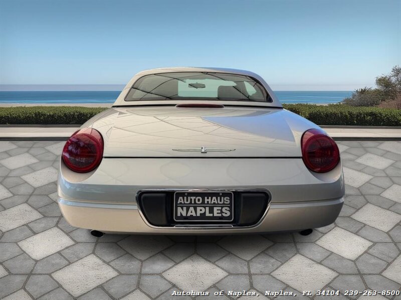 2005 Ford Thunderbird Deluxe   - Photo 20 - Naples, FL 34104