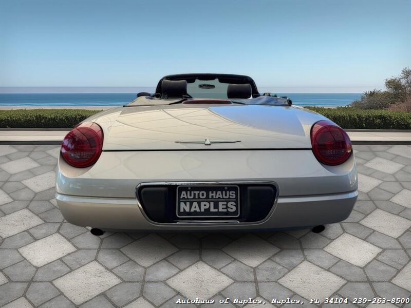 2005 Ford Thunderbird Deluxe   - Photo 10 - Naples, FL 34104