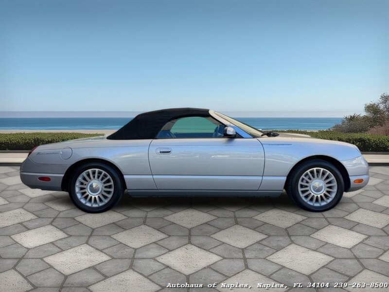 2005 Ford Thunderbird Deluxe   - Photo 28 - Naples, FL 34104