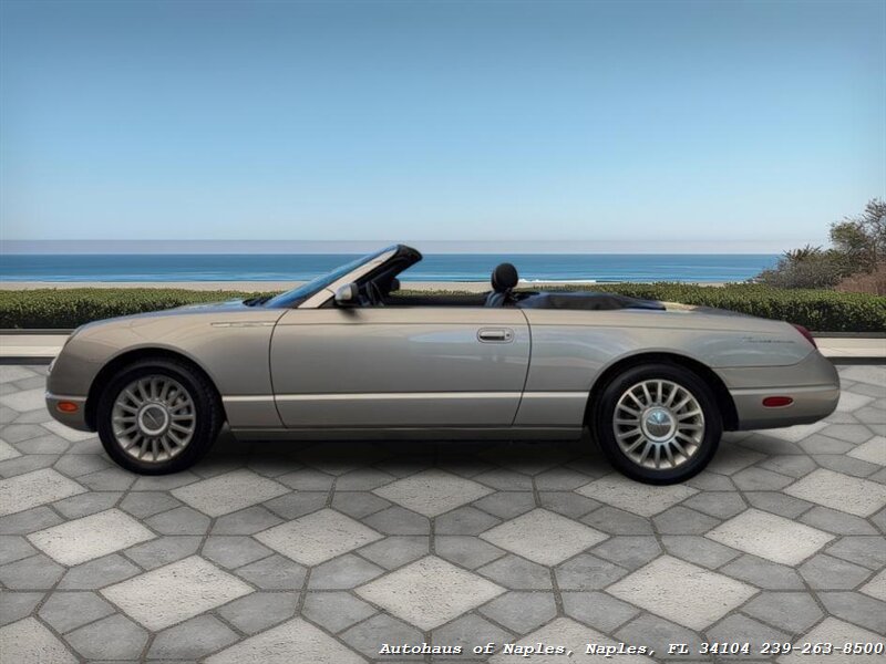 2005 Ford Thunderbird Deluxe   - Photo 7 - Naples, FL 34104