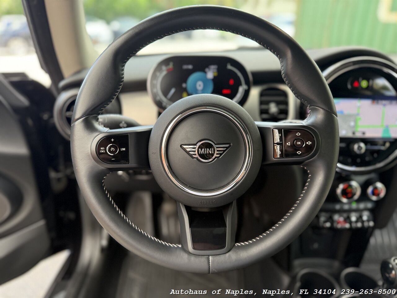 2022 MINI Hardtop 2 Door Cooper S   - Photo 33 - Naples, FL 34104