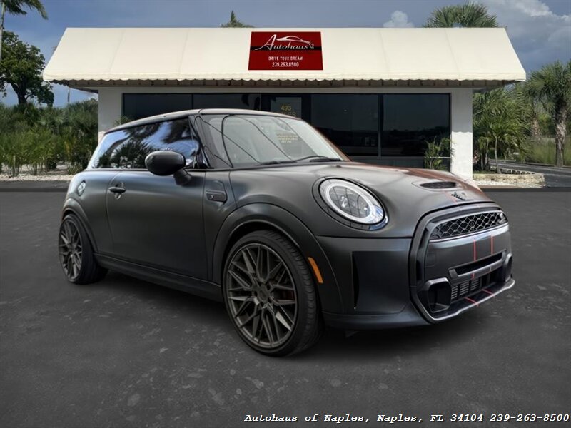 2022 MINI Hardtop 2 Door Cooper S - Photo 1 - Naples, FL 34104