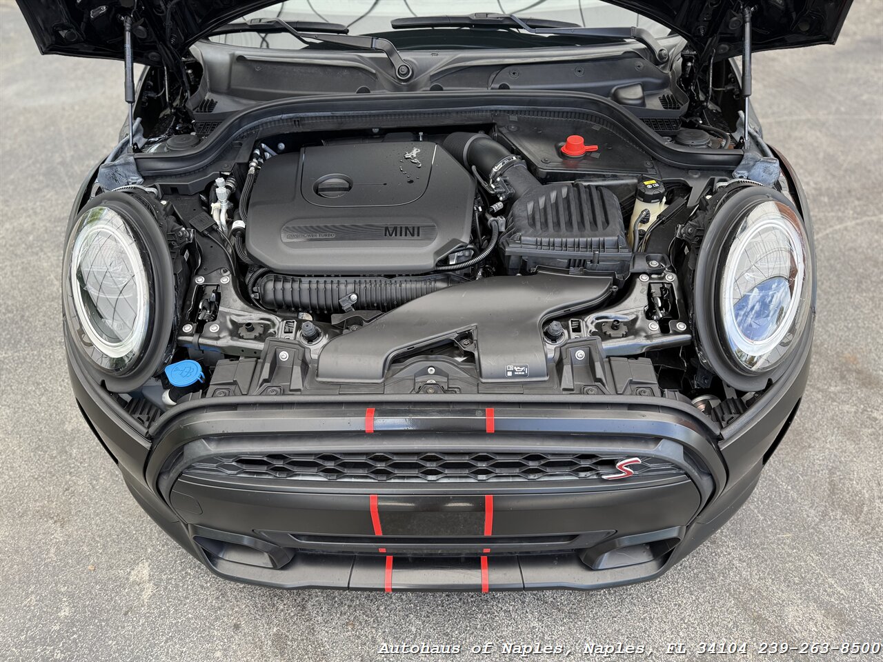 2022 MINI Hardtop 2 Door Cooper S   - Photo 15 - Naples, FL 34104